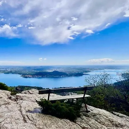 La Ca' Tra I Laghi