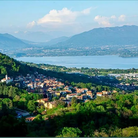 Apartment La Ca' Tra I Laghi *