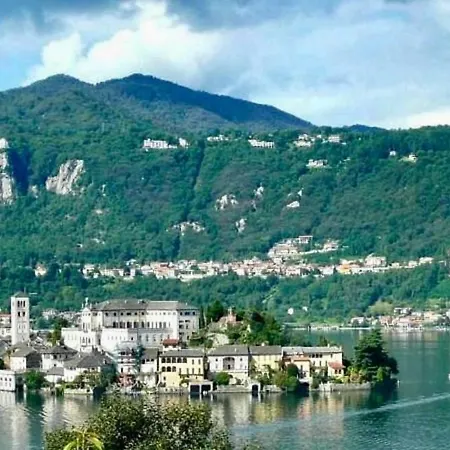 La Ca' Tra I Laghi